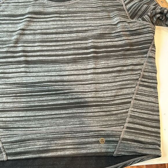 Prana black and gray long sleeve workout top size large - Picture 5 of 8